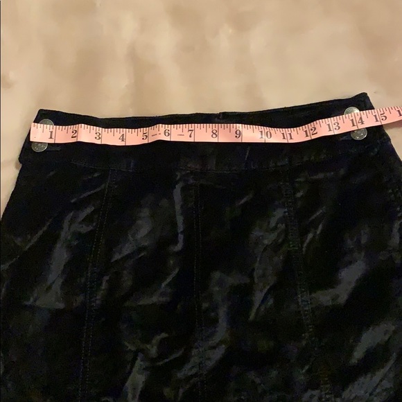 FREE PEOPLE mini skirt velvet - Picture 4 of 8